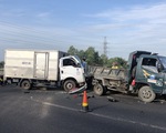 Hai vụ tai nạn trong buổi sáng trên cao tốc TP.HCM - Trung Lương