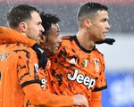 Ronaldo hai lần mở bóng tinh tế giúp Juventus đánh bại Sampdoria
