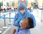 Bản tin sáng 2-10: Thêm 17 ca dương tính trong Bệnh viện Việt Đức; TP.HCM số mắc, số tử vong giảm
