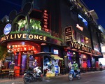 Sở Y tế TP.HCM đề xuất điều kiện mở vũ trường, karaoke, quán bar, bán hàng rong...