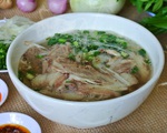 Lựa chọn một tô phở nóng để bắt đầu ngày mới