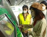 Ngày đầu metro Cát Linh - Hà Đông bán vé: Dân nói 