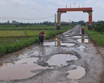 Mượn đường thi công cao tốc Đà Nẵng - Quảng Ngãi, đường nát mà không chịu sửa