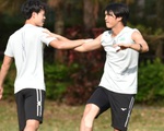 V-League 2021 tạm hoãn: Buồn vui lẫn lộn