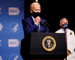 Ông Biden chỉ trích ông Trump không chuẩn bị tốt chương trình tiêm COVID-19