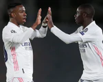Real thắng vất vả 10 người Atalanta