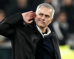 Làm sao cứu Tottenham khỏi... Mourinho?