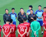 Đội tuyển Việt Nam chuẩn bị vòng loại World Cup 2022: Mong V-League sớm trở lại