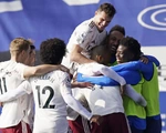 Thua ngược Arsenal, Leicester cạn hi vọng vô địch