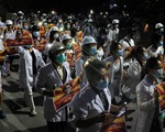 Bác sĩ, y tá ở Myanmar xuống đường biểu tình