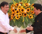 Vợ chồng ông Dũng 
