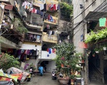 Chung cư cũ trung tâm Hà Nội xuống cấp nghiêm trọng, dân vẫn muốn tái định cư tại chỗ