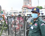 Campuchia gia hạn lệnh cấm đi lại ngăn COVID-19