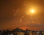 Israel và Hamas tiếp tục hàng trăm đợt không kích trên dải Gaza