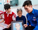 Sinh viên phục hồi 20 di ảnh Mẹ Việt Nam anh hùng, liệt sĩ