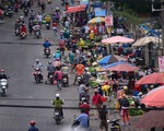 TP.HCM: Mẹ con bà bán trái cây ở cổng Công ty PouYuen dương tính COVID-19