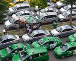 TP.HCM cho phép 400 xe taxi hoạt động để chở dân đến bệnh viện