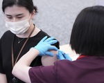Nhật Bản công bố nghiên cứu về phản ứng phụ sau khi tiêm vaccine của Moderna