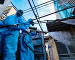Phun khử khuẩn toàn bộ thị trấn Quốc Oai, Hà Nội vì chùm ca bệnh phức tạp