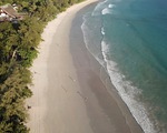 Phuket nguy cơ đóng cửa trở lại do ca nhiễm tăng