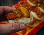 Thịt kho tiêu với cơm, nào cùng làm món sushi kiểu Việt Nam