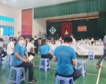 Yêu cầu kiểm điểm giám đốc sở y tế vì ưu tiên doanh nghiệp bất động sản tiêm vắc xin