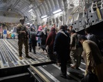 Các nước lo di tản dân khỏi Afghanistan không kịp trước hạn chót