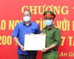 An Giang tặng bằng khen cho thượng úy công an cứu sản phụ sinh đôi