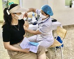 Quảng Ninh phấn đấu đến 20-9 hoàn thành tiêm vắc xin mũi 1 cho người dân