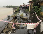 Sạt lở nghiêm trọng kè sông, đe dọa phố cổ Hội An trước mùa mưa bão