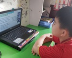 Thủ tướng: Ưu tiên hỗ trợ học sinh khó khăn không có phương tiện học trực tuyến