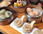 Bị cấm tới nhà hàng dim sum, người cao tuổi ở Hong Kong 