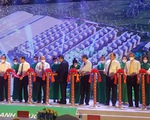 Chủ tịch nước Nguyễn Xuân Phúc cùng khánh thành nhà máy sản xuất gạo lớn nhất châu Á