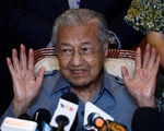 Cựu thủ tướng 97 tuổi của Malaysia tiếp tục ra ứng cử để 