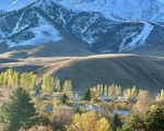 Theo chân du khách Việt ngắm thu vàng trên con đường tơ lụa từ Kazakhstan đến Kyrgyzstan