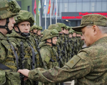 Ukraine sắp nhận tên lửa Mỹ; Bộ trưởng Quốc phòng Nga thăm binh sĩ Nga ở Ukraine