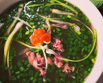 Có tô phở nóng ba mua chiều 30 Tết, chưa khi nào đón giao thừa vui đến thế