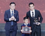 Văn Quyết đoạt danh hiệu Cầu thủ xuất sắc nhất V-League 2022