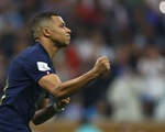 Lập hat-trick ở chung kết, Mbappe vượt mặt Messi đoạt Chiếc giày vàng World Cup 2022