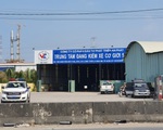 Công an TP.HCM khám xét Trung tâm đăng kiểm 50-17D ở Nhà Bè