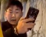 Tài xế chửi tục tĩu du khách rồi ném đồ khách xuống đường tên là Phạm Văn Công