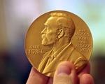 Việt Nam hụt cơ hội đề cử giải Nobel văn chương vì... thư đến trễ