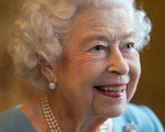Nữ hoàng Anh muốn vợ Thái tử Charles được phong hậu nếu ông lên ngôi