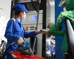 Còn dư địa để giảm nhiệt giá xăng dầu
