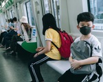 Khách đi tàu metro Cát Linh - Hà Đông tăng mạnh, có lúc phải đứng