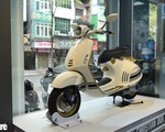 Dân buôn hét giá xe máy Vespa 946 Christian Dior gần 1 tỉ đồng tại Việt Nam