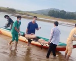 Đi chơi bị chìm xuồng trên hồ Đa Tôn ở Đồng Nai, 2 người mất tích