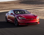 Xe Tesla xuất hiện trong video quảng cáo của... BMW