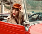 Taylor Swift lái xe Nissan vì... không muốn bị chú ý