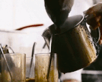 Cà phê vợt: Có nơi ở Sài Gòn gì cũng từ từ